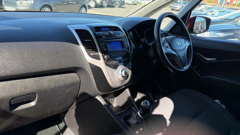 Hyundai ix20 1.6 CRDi Blue Drive Premium 5dr Diesel Hatchback